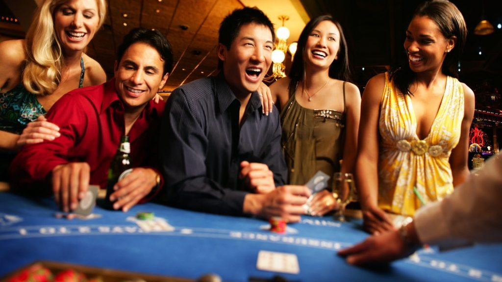 How does a friendly casino with PayPal works?